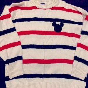 ❤️🖤Disney Sweater like new preloved